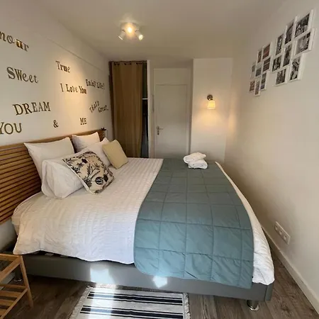 Cosy Calme Central-terrasse Proche Palais