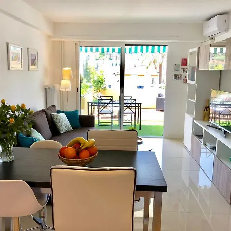Appartement Cosy Lumineux 1 Calme Central-terrasse 10 Minutes Palais 5 Min Centre